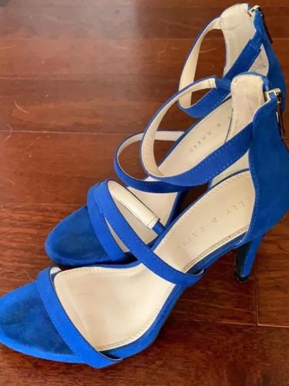 Kelly & Katie blue suede Hailee heels size US 6